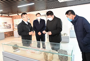 單向前副省長蒞臨我局走訪調研